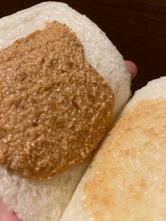 「ヤマザキ ランチパック 深煎りピーナッツ 袋2個」のクチコミ画像 by レビュアーさん