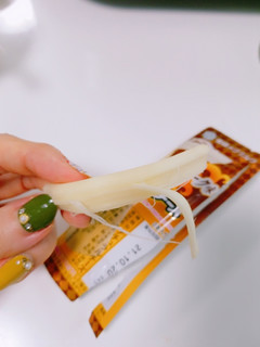 「雪印メグミルク 雪印北海道100 さけるチーズ スモーク味 袋50g」のクチコミ画像 by nag～ただいま留守にしております～さん