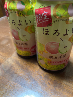 「サントリー ほろよい 桃と洋梨 缶350ml」のクチコミ画像 by はっつん魔太郎さん