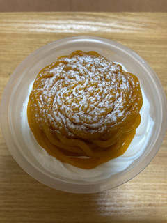 「モンテール 小さな洋菓子店 北海道かぼちゃのプリン カップ1個」のクチコミ画像 by こまつなさん