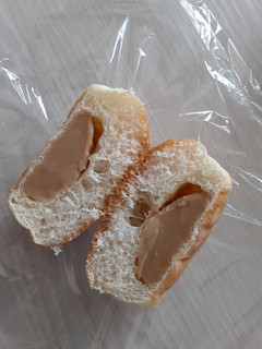 「トップバリュ ベストプライス ミニティラミス風味クリームパン 袋5個」のクチコミ画像 by もこもこもっちさん