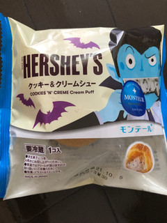 「モンテール 小さな洋菓子店 HERSHEY’S クッキー＆クリームシュー 袋1個」のクチコミ画像 by レビュアーさん