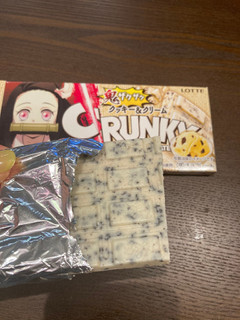 「ロッテ クランキー クッキー＆クリーム 鬼滅の刃デザイン 箱1枚」のクチコミ画像 by chan-manaさん