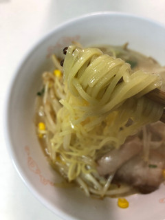 「キンレイ なべやき屋キンレイ お水がいらない ラーメン横綱 袋465g」のクチコミ画像 by こつめかわうそさん