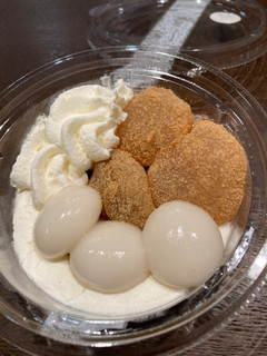 「セブン-イレブン わらび餅と白玉のクリームぜんざい」のクチコミ画像 by chan-manaさん