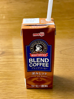 「明治 COFFEE ブレンドコーヒー パック200ml」のクチコミ画像 by ビールが一番さん