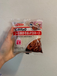 「ヤマザキ ランチパック ソース焼きそば＆マヨネーズ 袋2個」のクチコミ画像 by らむうさん