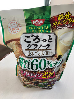 「日清シスコ ごろっとグラノーラ 糖質60％オフ まるごと大豆 袋360g」のクチコミ画像 by こつめかわうそさん