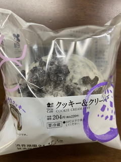 「ローソン Uchi Cafe’ クッキー＆クリームシュー」のクチコミ画像 by みねんさん