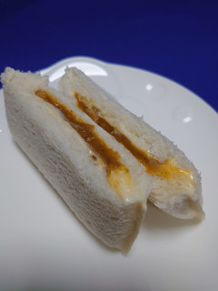 「ヤマザキ ランチパック チーズカレー 袋2個」のクチコミ画像 by ペリカさん
