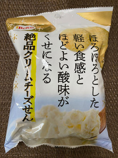 「Befco ほろほろとした軽い食感とほどよい酸味がくせになる 絶品クリームチーズせん 袋45g」のクチコミ画像 by ちいぼうさん