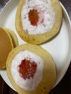 「フジパン ホットケーキ イチゴ＆ミルク 袋2個」のクチコミ画像 by レビュアーさん