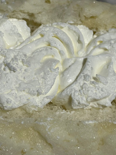 「セブン-イレブン 白いホイップのメロンパン」のクチコミ画像 by マト111さん