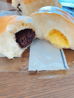 「ヤマザキ 2色パン チョコ＆クリーム 袋1個」のクチコミ画像 by あゆせ1018さん
