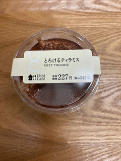 「ローソン Uchi Cafe’ とろけるティラミス」のクチコミ画像 by こまつなさん