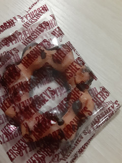 「三菱食品 ハーシー 桜チョコドーナツ 袋5個」のクチコミ画像 by もこもこもっちさん