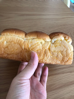 「神戸屋 ウイーン風食卓パン クリーム 袋2個」のクチコミ画像 by みもとさん