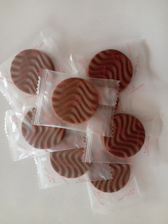 「ロイズ ピュアチョコレート キャラメルミルク 100g」のクチコミ画像 by レビュアーさん