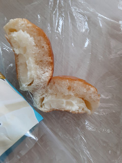 「ヤマザキ 薄皮 ミルククリームパン 袋5個」のクチコミ画像 by もこもこもっちさん
