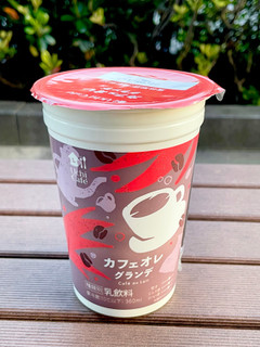 「ローソン Uchi Cafe’ ウチカフェ カフェオレ 砂糖不使用 グランデ 360ml」のクチコミ画像 by ビールが一番さん