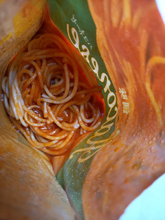 「創味食品 ハコネーゼ 焦がしにんにくの完熟トマトソース 袋130g」のクチコミ画像 by めたろうさん