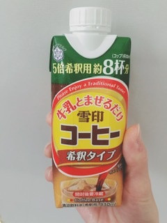 「雪印メグミルク 牛乳とまぜるだけ 雪印コーヒー 希釈タイプ ボトル330ml」のクチコミ画像 by ちゃーぼーさん