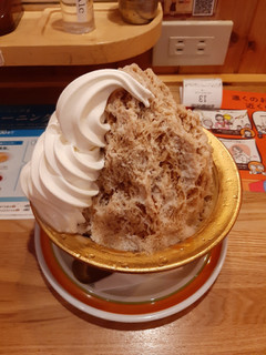 「コメダ珈琲店 コーヒーミルク＆ソフトクリーム かき氷 大サイズ」のクチコミ画像 by fruit.moon0913さん