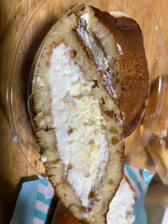 「ローソン Uchi Café×Milk MILKどらもっち 生クリームチーズ」のクチコミ画像 by jasminesatoさん