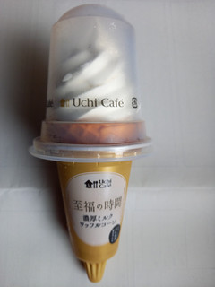 「ローソン Uchi Cafe’ SWEETS 濃厚ミルクワッフルコーン カップ180ml」のクチコミ画像 by めたろうさん