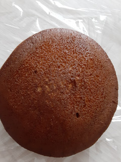 「シャトレーゼ 沖縄県産黒糖どらやき 餅入り 袋1個」のクチコミ画像 by もこもこもっちさん
