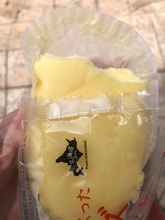 「カルディ 北海道産マスカルポーネで作った極チーズ蒸しパン 袋1個」のクチコミ画像 by あもあもさん