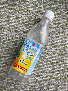 「サントリー なっちゃん ひんやり塩パイン ペット425ml」のクチコミ画像 by ぷしゅーさん