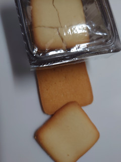 「ミスターイトウ ラングドシャクッキー プレーン 箱6枚×3」のクチコミ画像 by レビュアーさん