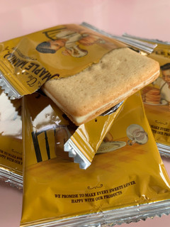 「ザ・メープルマニア メープルバタークッキー 箱9枚」のクチコミ画像 by SweetSilさん