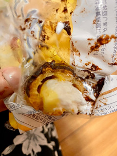 「ヤマザキ 大きなエクレア バナナクリーム＆ホイップ 1個」のクチコミ画像 by アポロちゃんさん