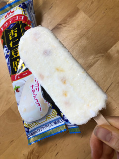 「森永 ナタデココ in 杏仁豆腐バー 袋80ml」のクチコミ画像 by チーズケーキが大好きさん