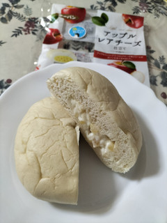 「第一パン アップルレアチーズ仕立て」のクチコミ画像 by コマメのグルメさん