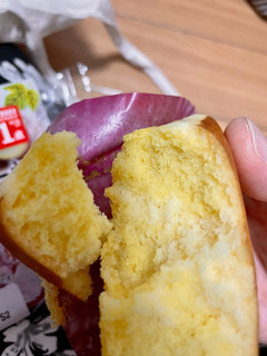 「ヤマザキ お芋とチーズの蒸しケーキ 紅はるか 袋1個」のクチコミ画像 by アポロちゃんさん