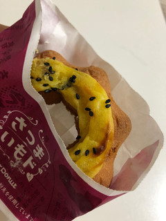 「ミスタードーナツ さつまいもド スイートポテト」のクチコミ画像 by 甘味かんみさん