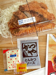 「かつや 海老・ロースカツ定食」のクチコミ画像 by SweetSilさん
