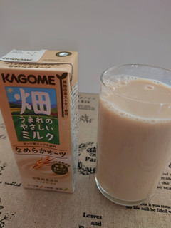 「カゴメ 畑うまれのやさしいミルク なめらかオーツ パック200ml」のクチコミ画像 by にゅーんさん
