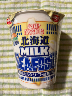 「日清食品 カップヌードル 北海道濃厚ミルクシーフー道ヌードル カップ81g」のクチコミ画像 by ねこねこりんさん
