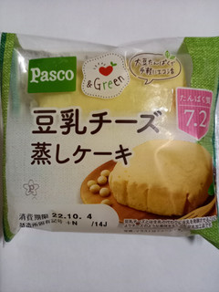 「Pasco 豆乳チーズ蒸しケーキ 袋1個」のクチコミ画像 by めたろうさん