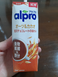 「Alpro 食物繊維＆鉄分 オーツ＆カカオ 贅沢チョコレートの味わい パック250ml」のクチコミ画像 by らみぺんさん