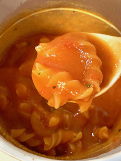 「クノール スープDELI まるごと1個分完熟トマトのスープパスタ カップ41.6g」のクチコミ画像 by めりけんさん
