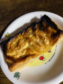 「ミスタードーナツ とろーり4種のチーズパイ」のクチコミ画像 by gologoloさん