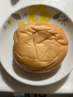 「八天堂 冷やして食べるとろけるくりーむパン カスタード」のクチコミ画像 by harrryさん