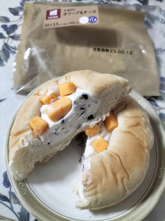 「ナチュラルローソン ＋SOY オリーブ＆チーズ」のクチコミ画像 by コマメのグルメさん