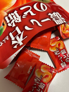 「アサヒ 濃ーい杏のど飴 袋84g」のクチコミ画像 by ドライマンさん