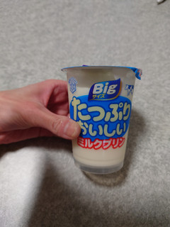 「雪印メグミルク たっぷりおいしい ミルクプリン カップ180g」のクチコミ画像 by しろねこエリーさん